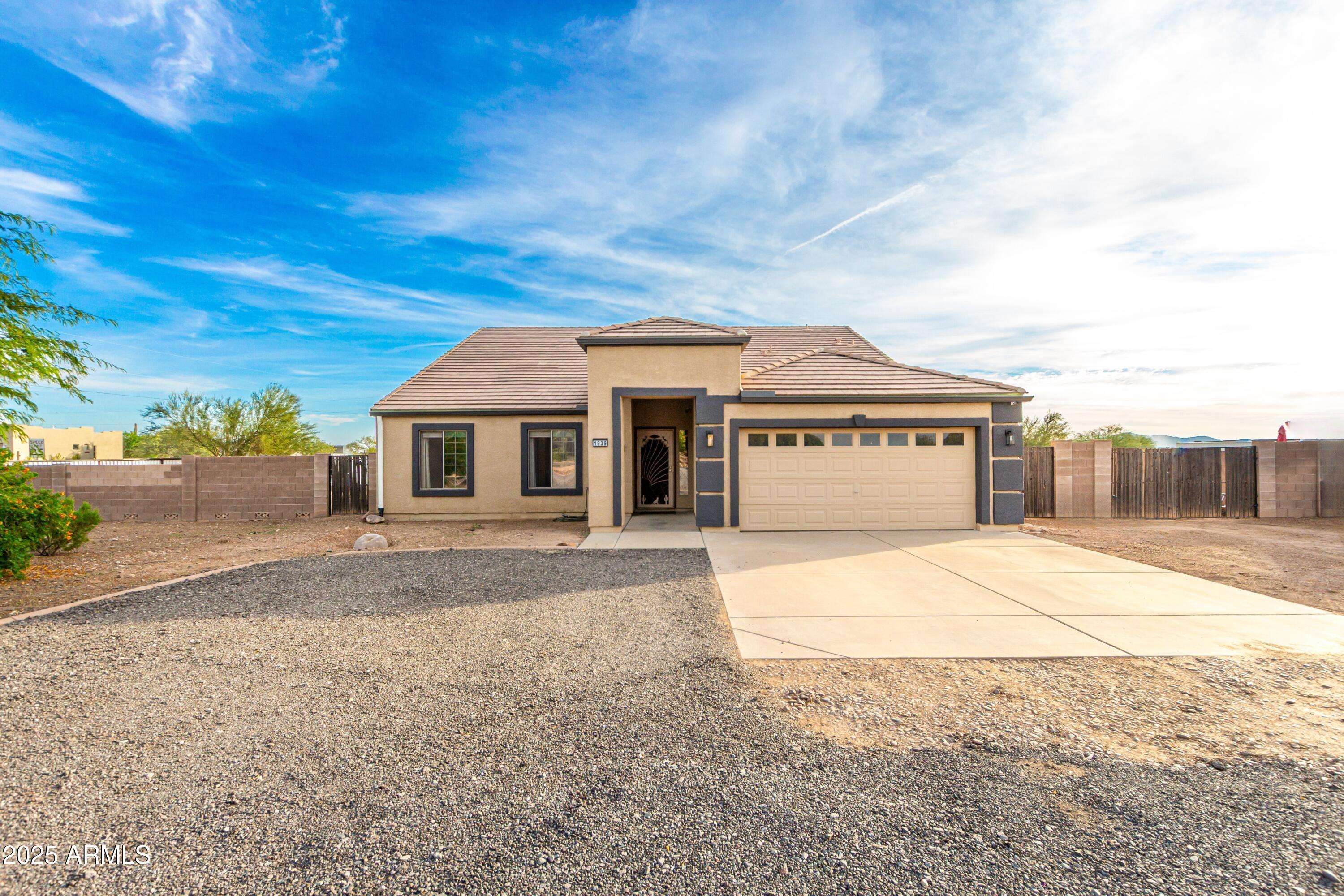 Phoenix, AZ 85086,1939 E Primrose Path