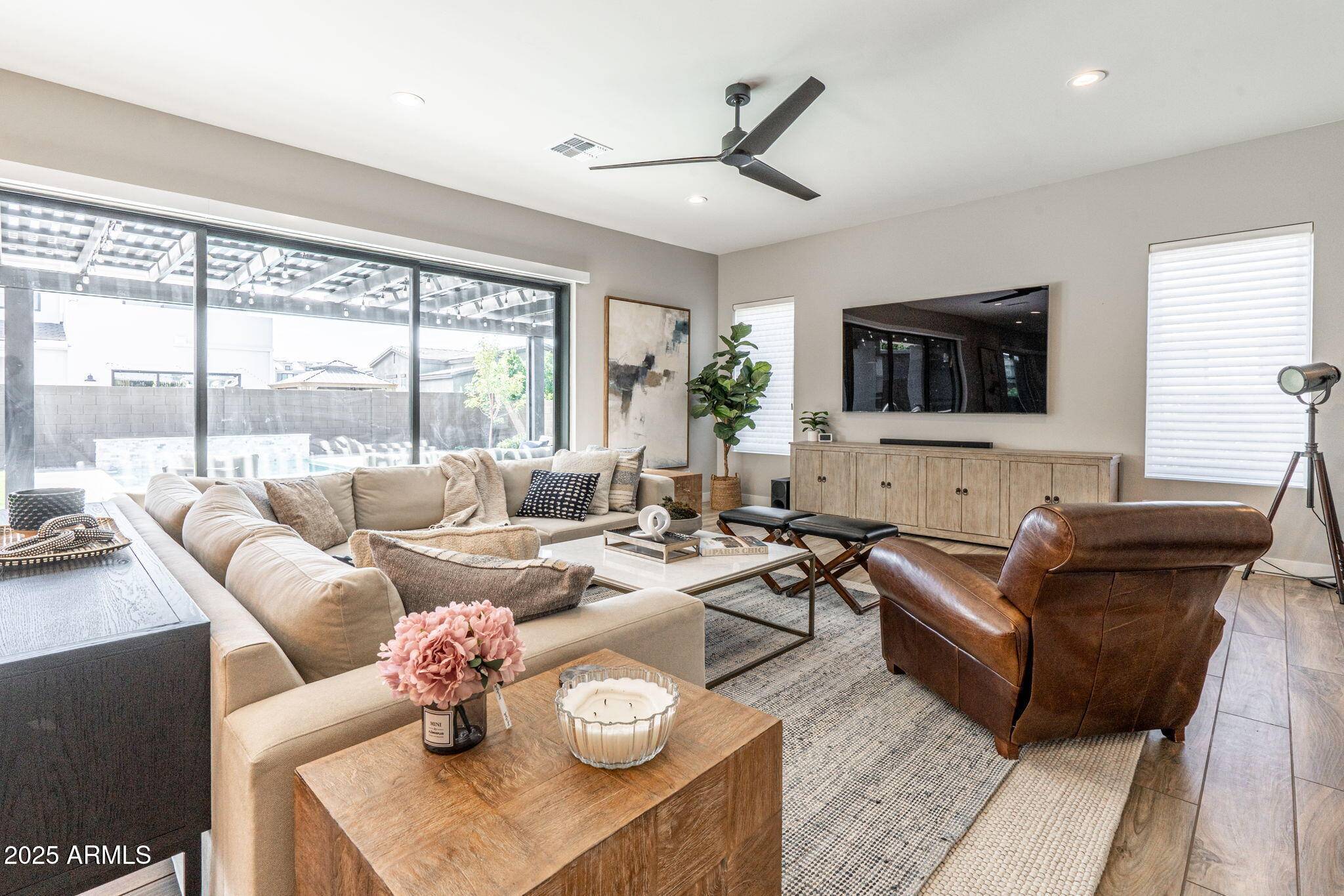 Gilbert, AZ 85296,3925 E SAGEBRUSH Street