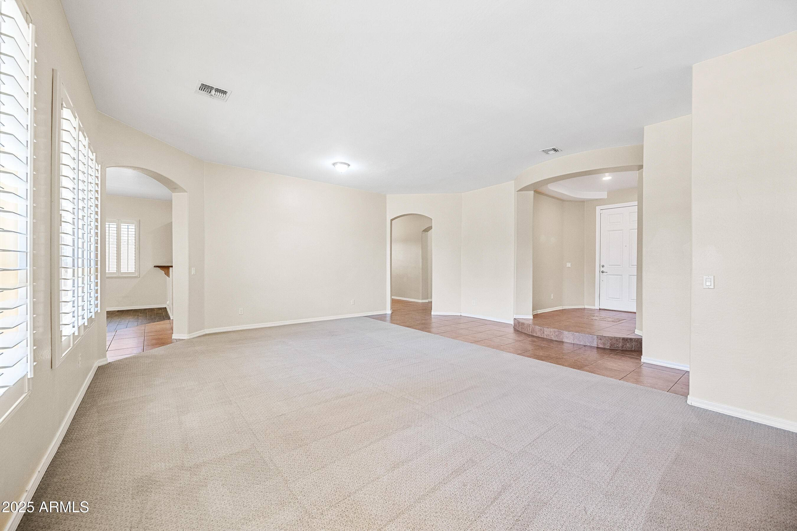 Chandler, AZ 85286,2407 E IRIS Drive