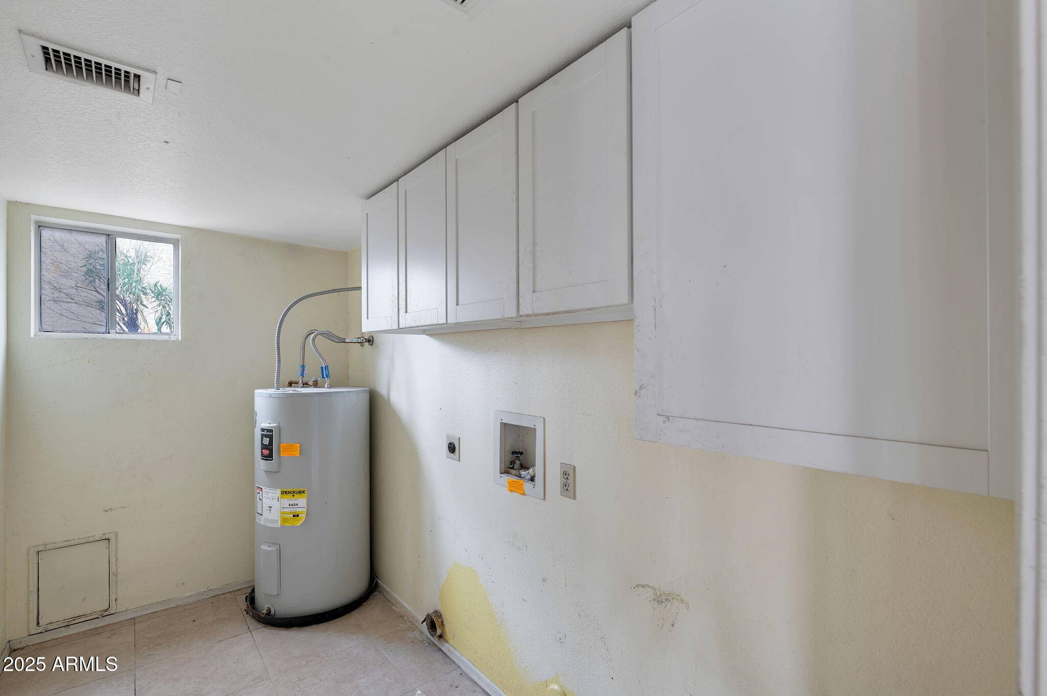 Phoenix, AZ 85048,4216 E AMBERWOOD Drive