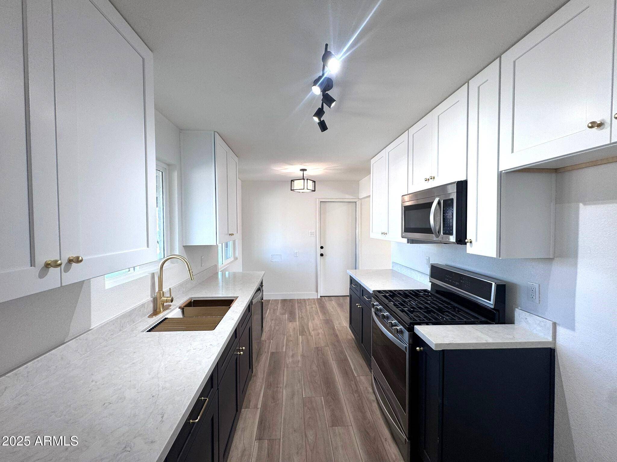 Phoenix, AZ 85017,3137 W TURNEY Avenue