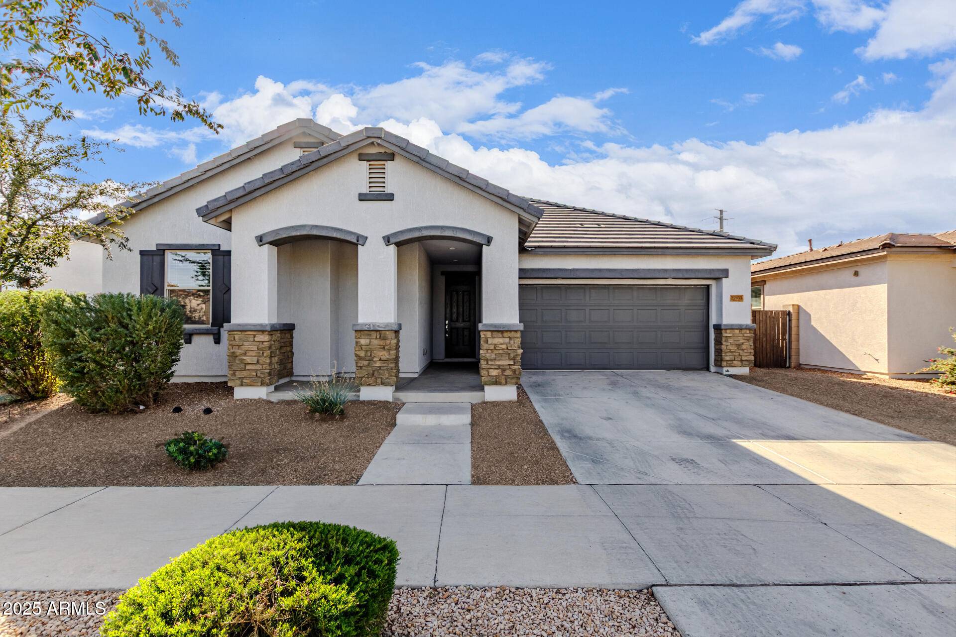 Queen Creek, AZ 85142,22453 E CAMINA PLATA --