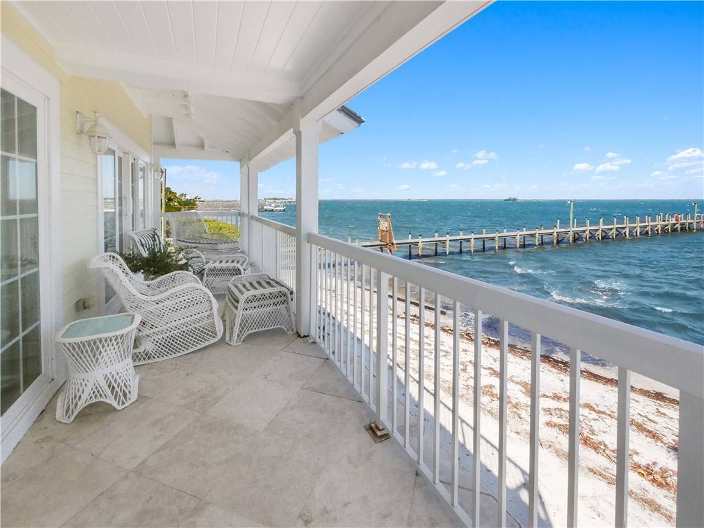 Sebastian, FL 32958,850 Indian River DR