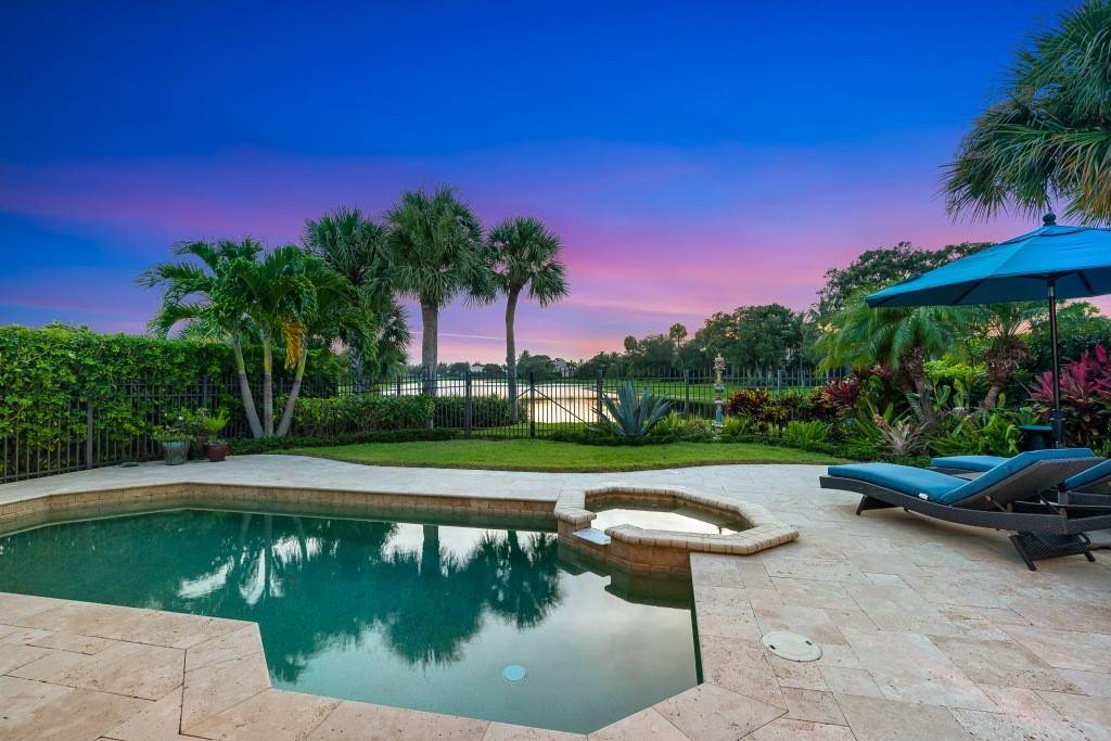 Vero Beach, FL 32963,1710 Lake Club CT