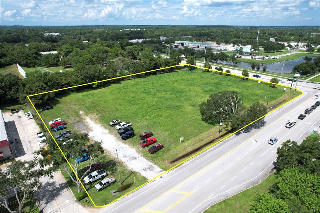 Vero Beach, FL 32960,4075 43rd AVE