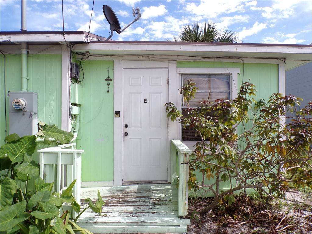 Vero Beach, FL 32960,1150 Old Dixie HWY