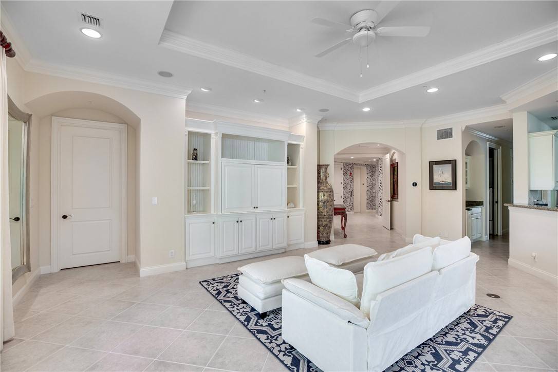 Vero Beach, FL 32963,110 Island Plantation TER #201