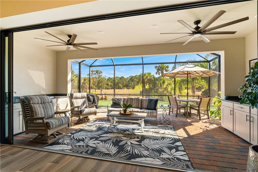 Vero Beach, FL 32967,4203 Basket Oak CIR