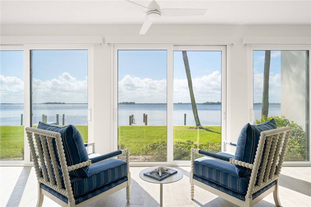 Vero Beach, FL 32963,1001 Bay RD #103