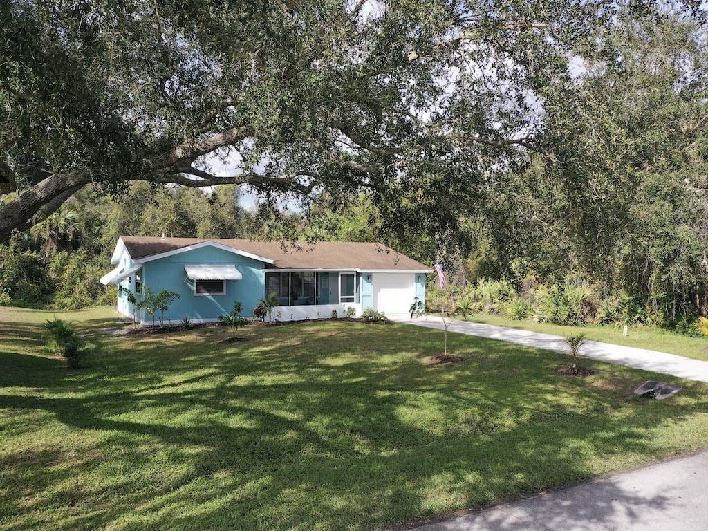 Sebastian, FL 32958,1379 Scroll ST