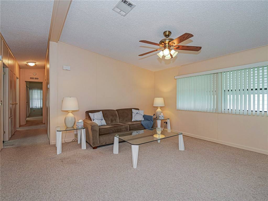 Sebastian, FL 32976,1388 Barefoot CIR