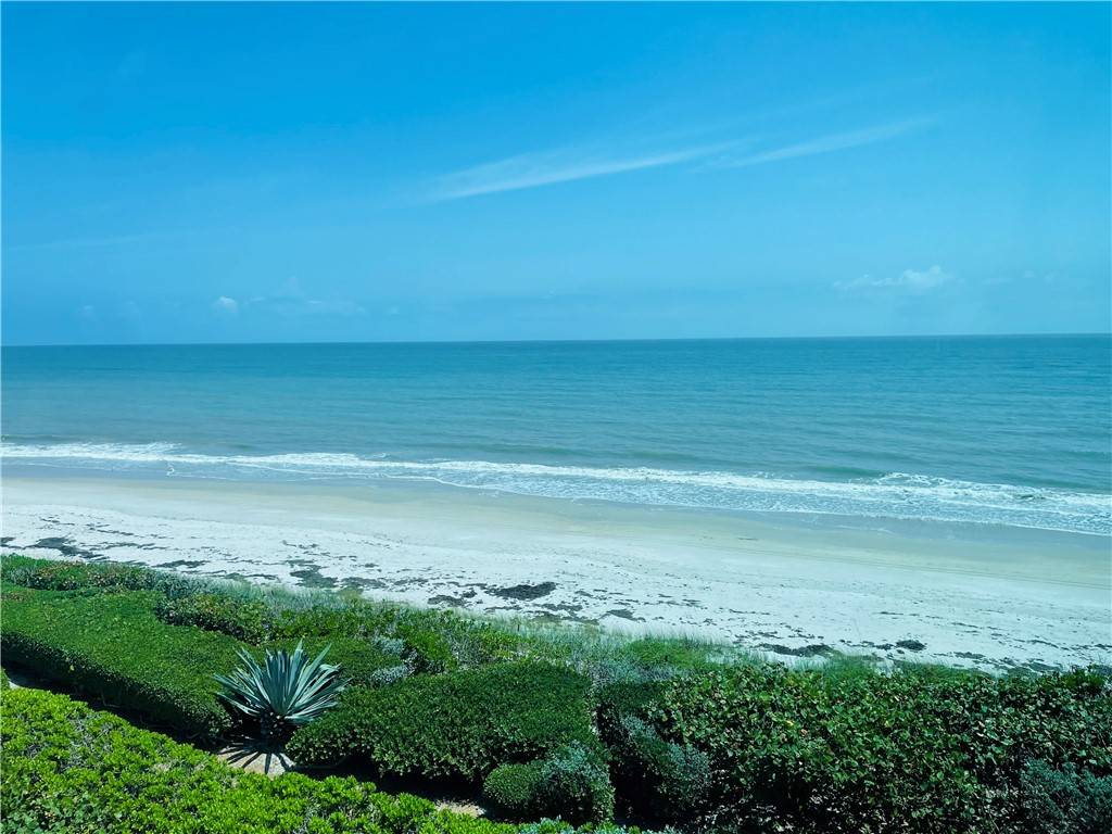 Vero Beach, FL 32963,8840 S Sea Oaks WAY #303B