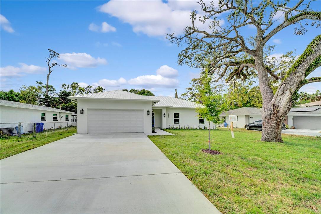 Vero Beach, FL 32960,1085 26th ST