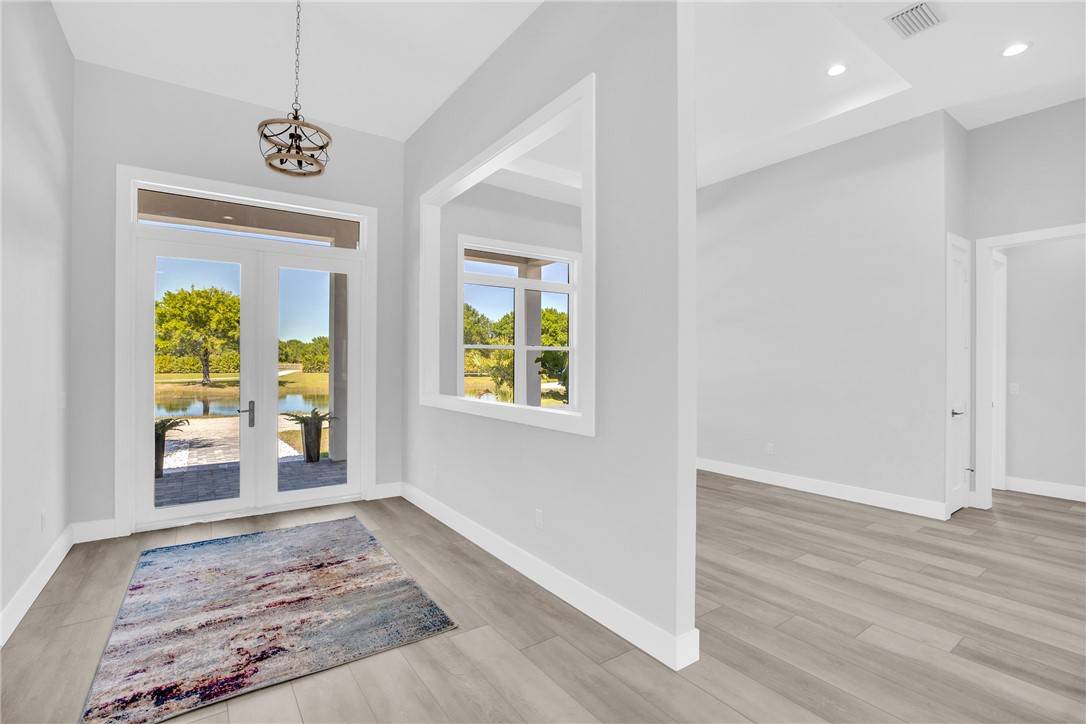Vero Beach, FL 32968,7205 Kamelya ST SW