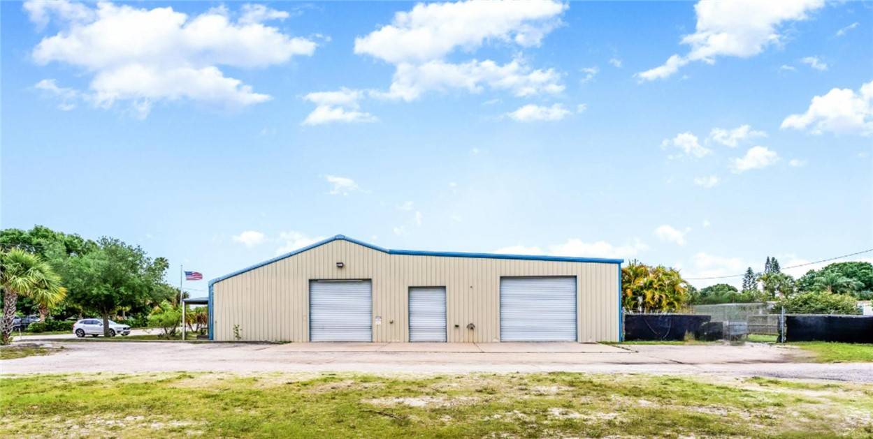 Vero Beach, FL 32960,926 Old Dixie HWY