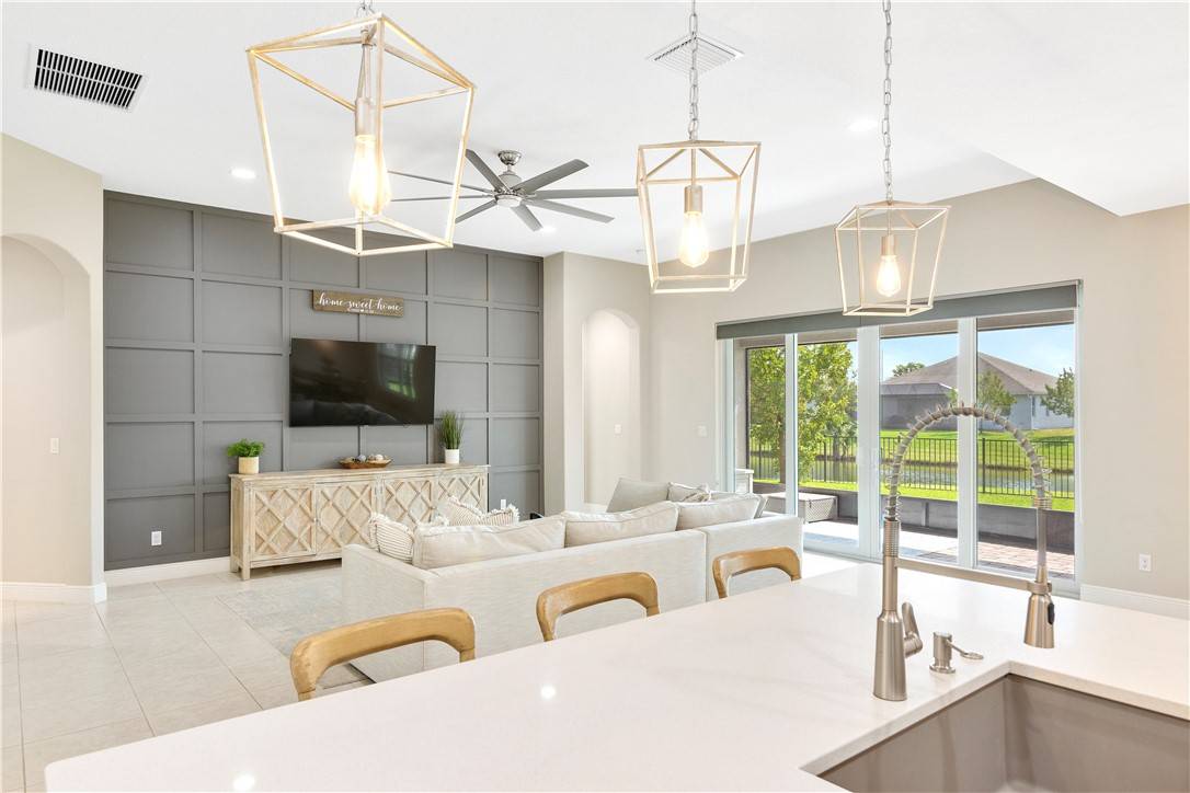 Vero Beach, FL 32966,1650 Segovia CIR