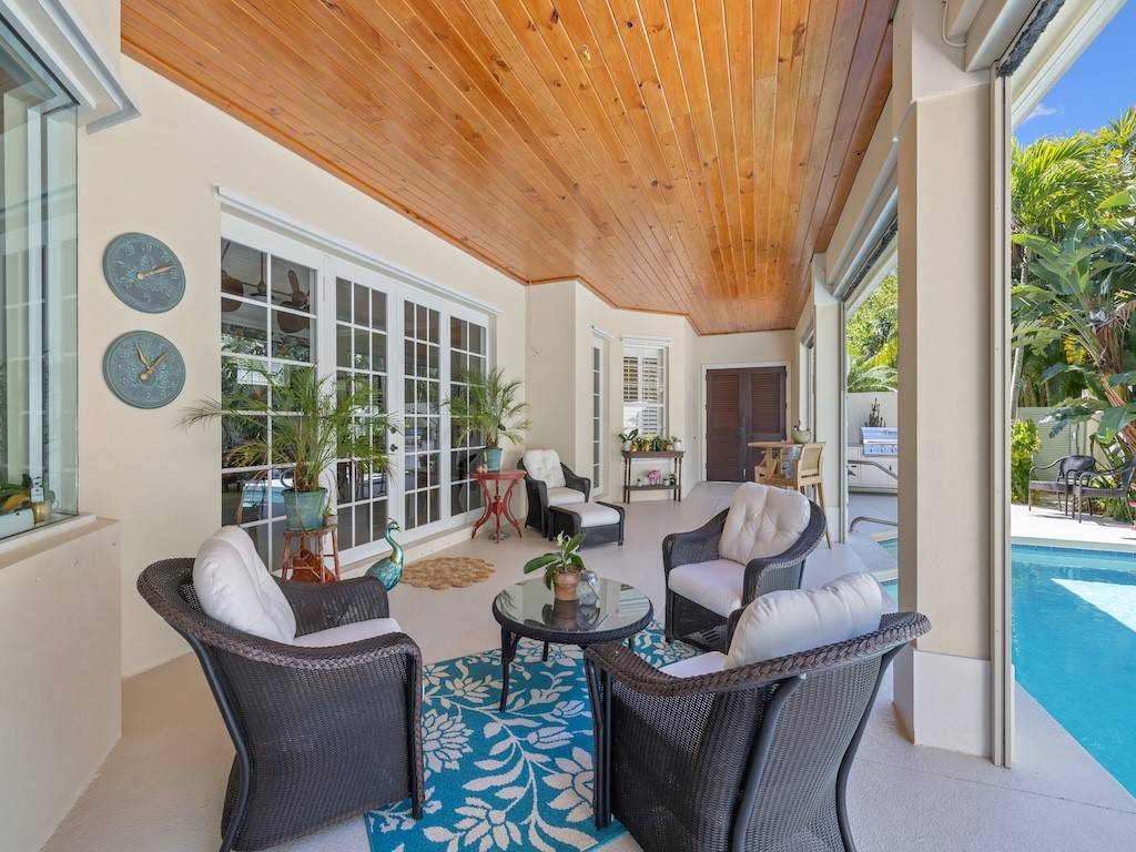 Vero Beach, FL 32963,2134 Autumn LN