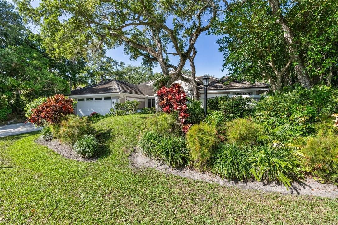 Vero Beach, FL 32963,1331 Jonathans TRL