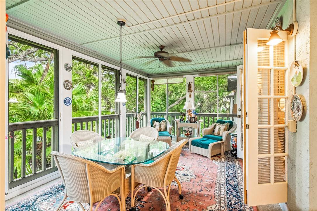 Vero Beach, FL 32963,1175 Winding Oaks CIR E #206