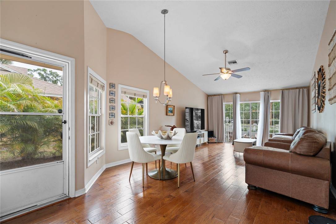 Vero Beach, FL 32966,1957 Sixty Oaks LN