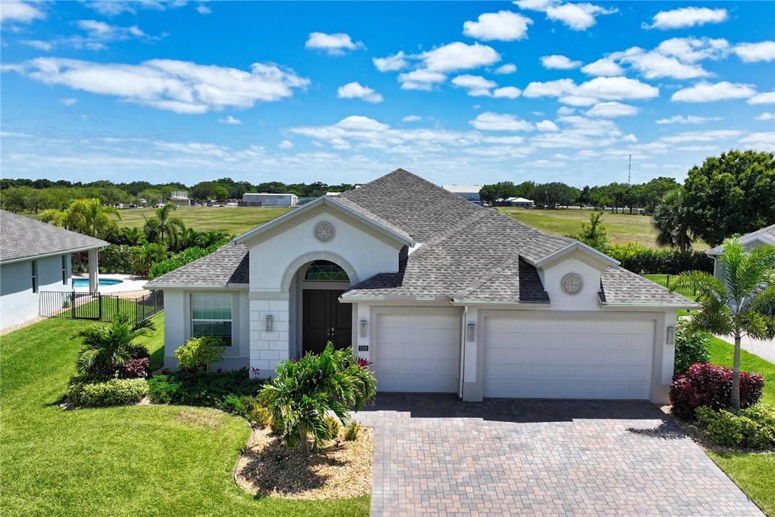 Vero Beach, FL 32967,7209 33rd SQ