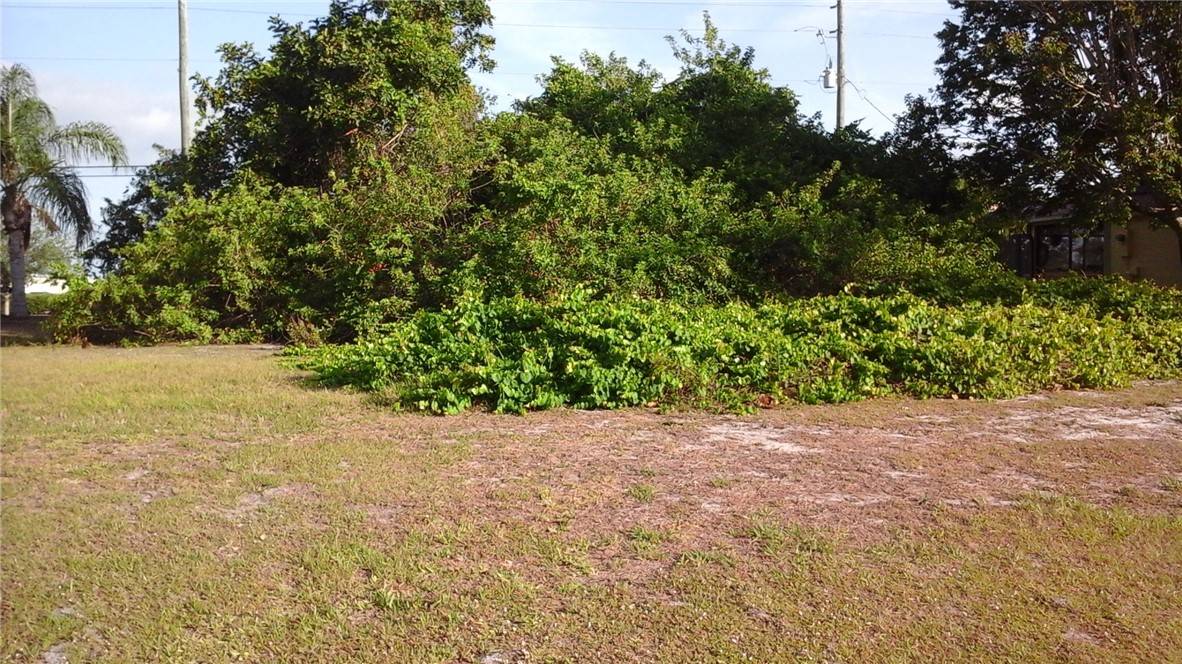 Sebastian, FL 32958,306 Main ST