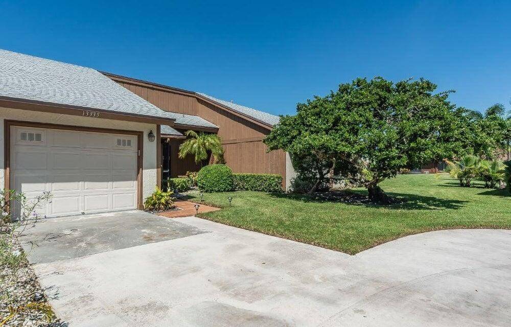 Palm Beach Gardens, FL 33410,13335 Cross Pointe DR