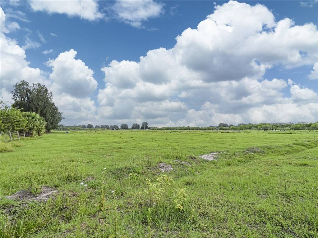 Vero Beach, FL 32967,0 61st ST