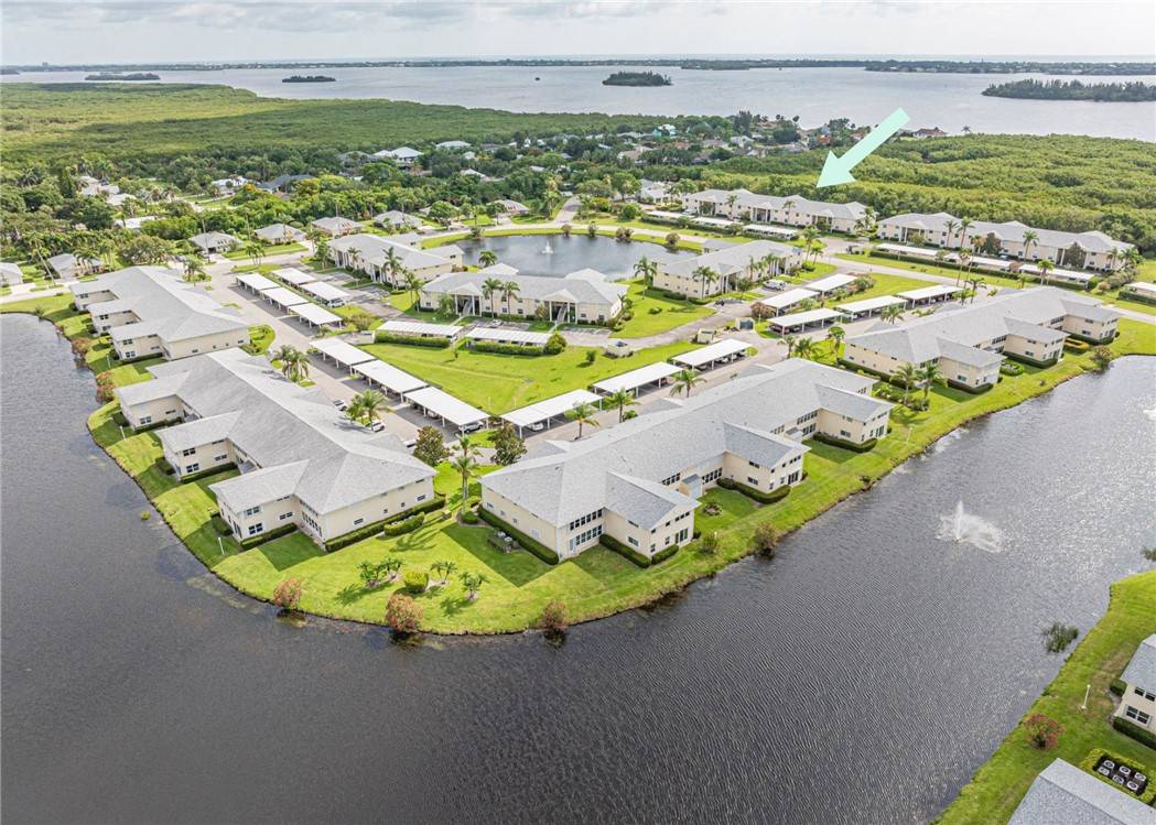 Vero Beach, FL 32962,700 Lake Orchid CIR #105