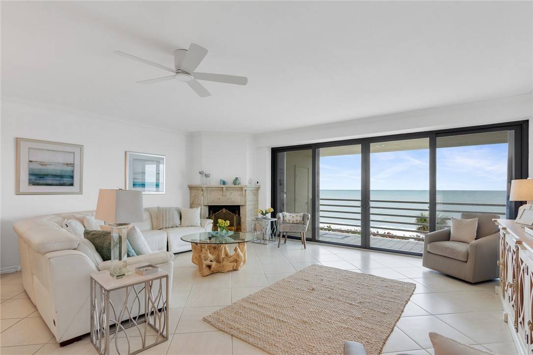 Vero Beach, FL 32963,5554 Highway A1a #202