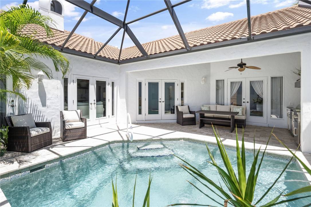 Vero Beach, FL 32963,2139 Via Fuentes ST #2139