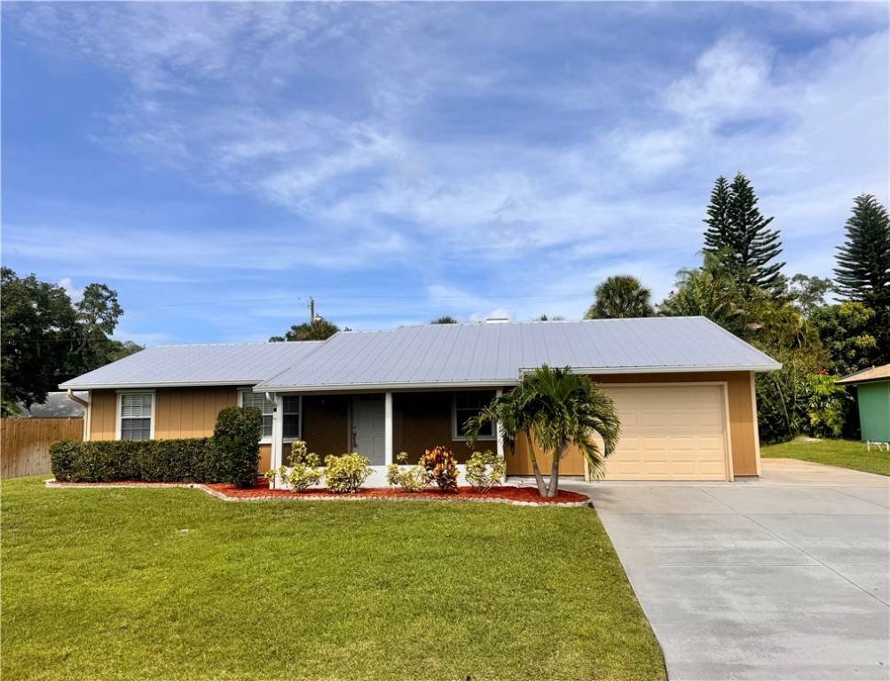 Sebastian, FL 32958,658 Ervin ST