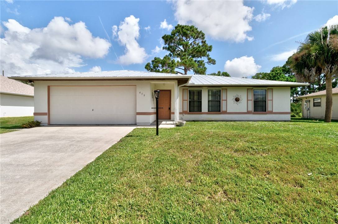 Sebastian, FL 32958,459 Seagrass AVE