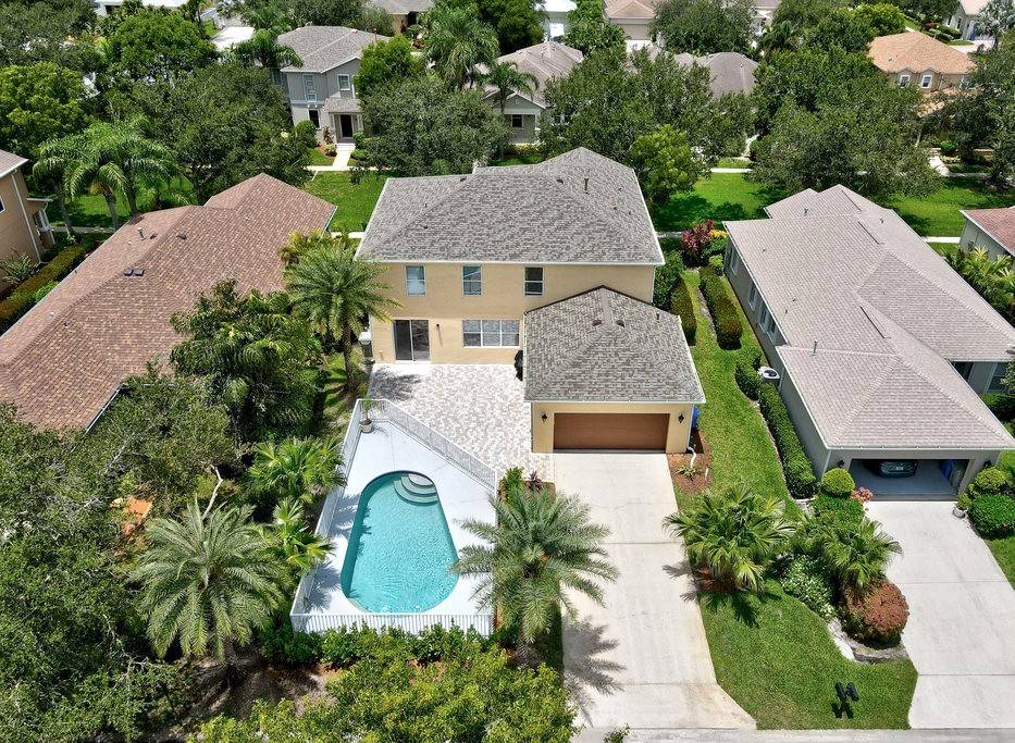 Vero Beach, FL 32966,1301 Hometown DR