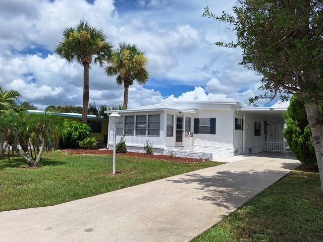 Sebastian, FL 32976,886 Pecan CIR