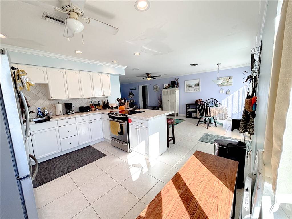 Vero Beach, FL 32967,5140 65th ST