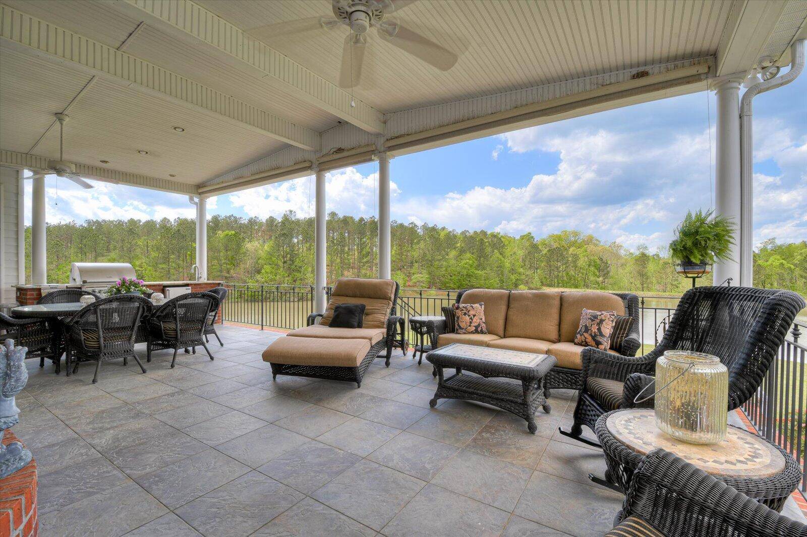 Edgefield, SC 29824,608 Old Stage Road