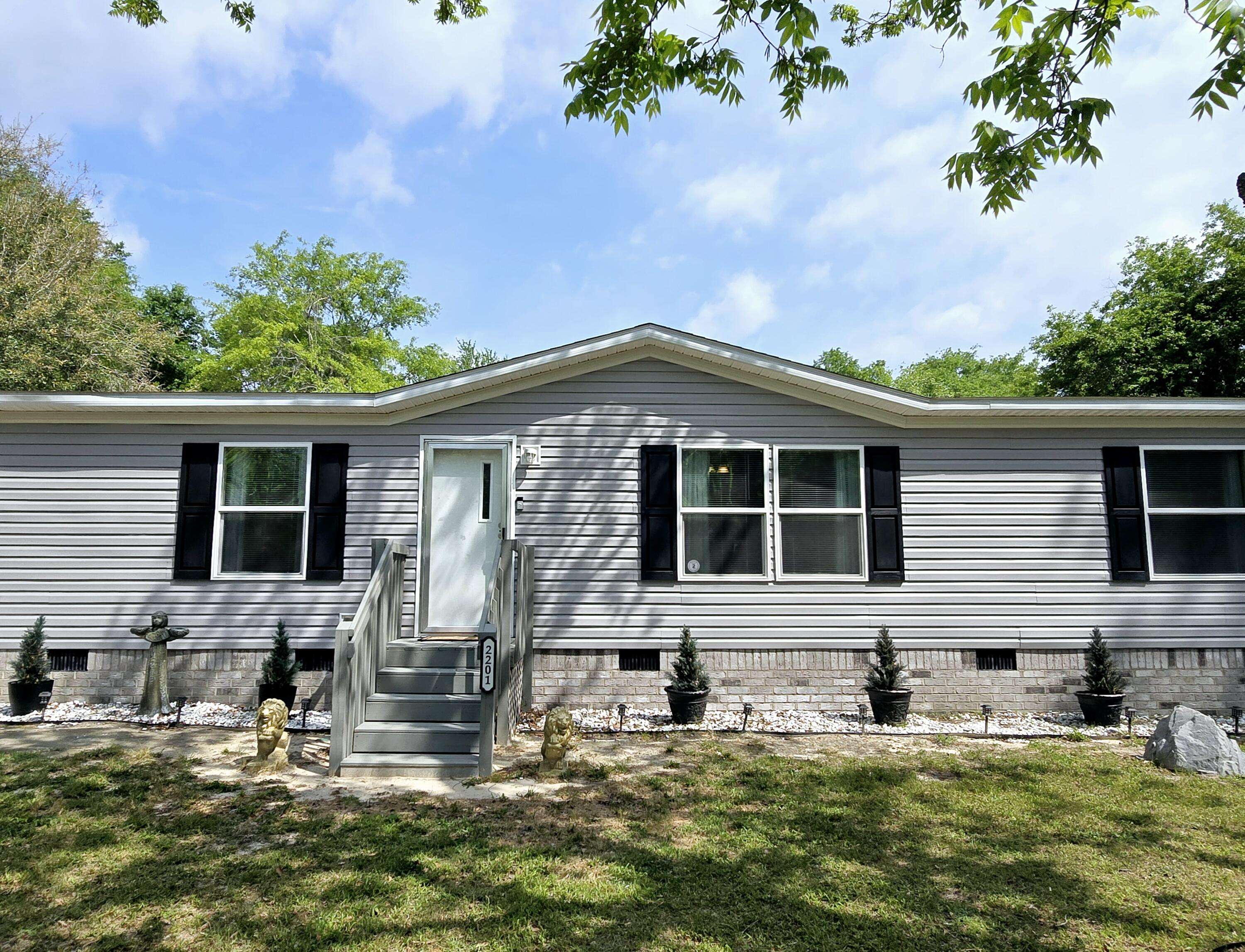 Aiken, SC 29803,2201 Williston Road