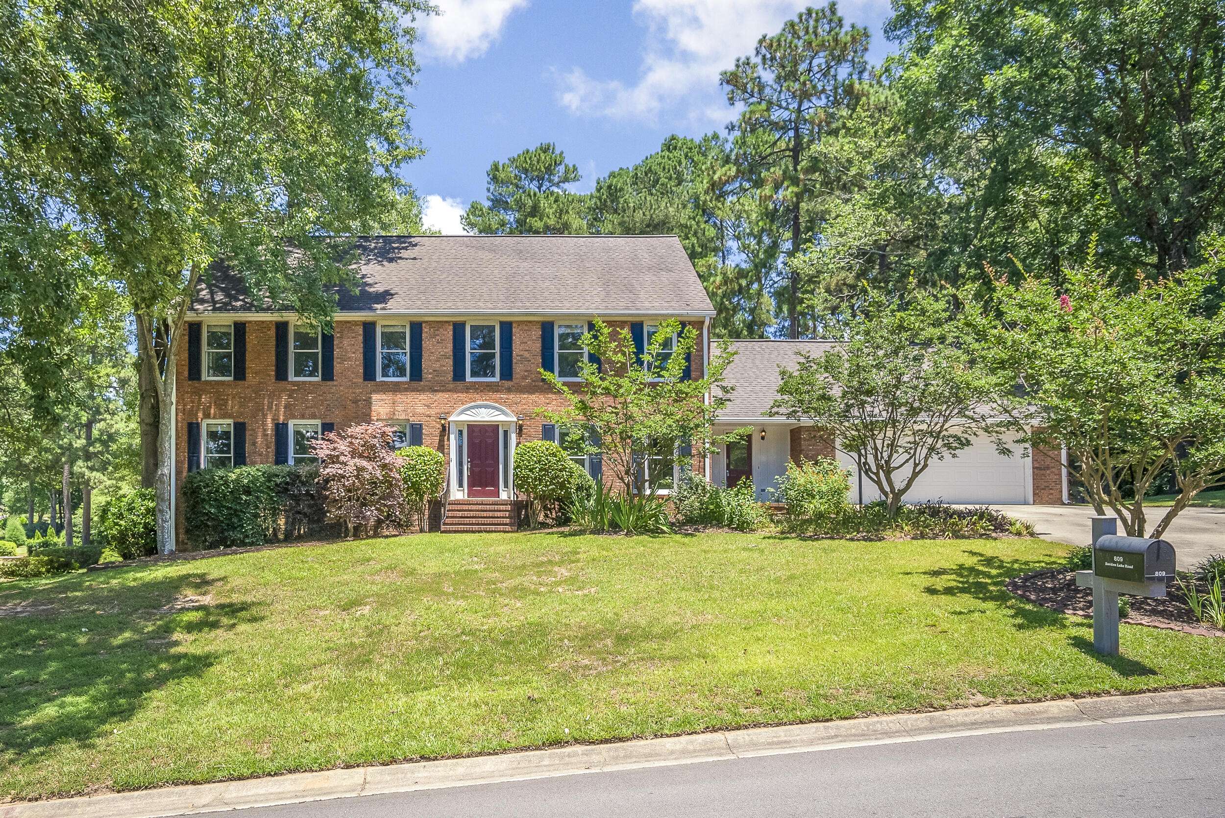 Aiken, SC 29803,809 Burden Lake Road