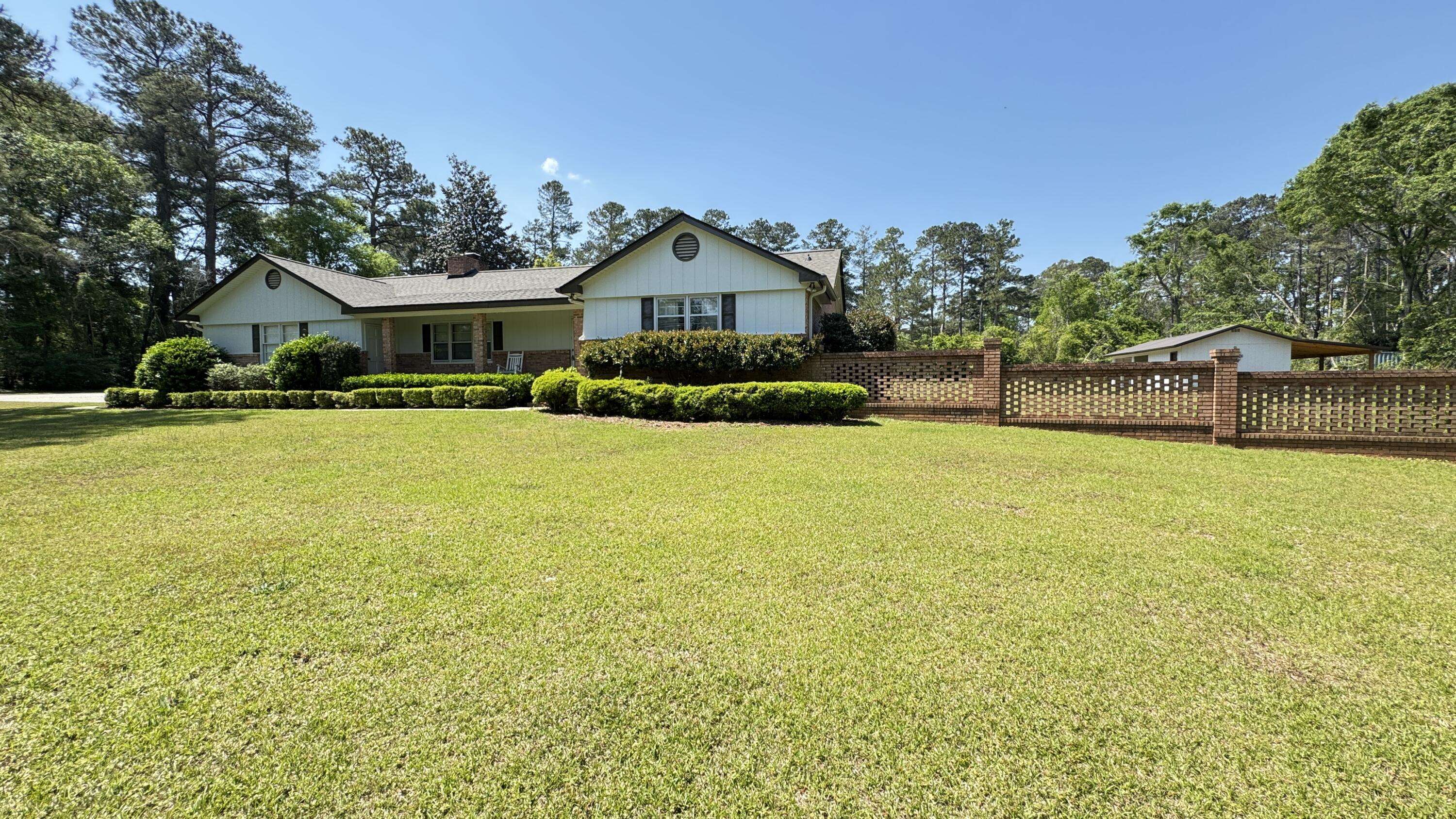 North Augusta, SC 29860,568 W Five Notch Road