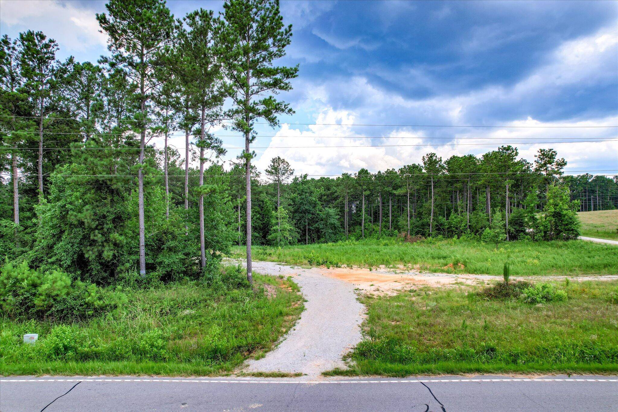 Edgefield, SC 29824,358 Garrett Road