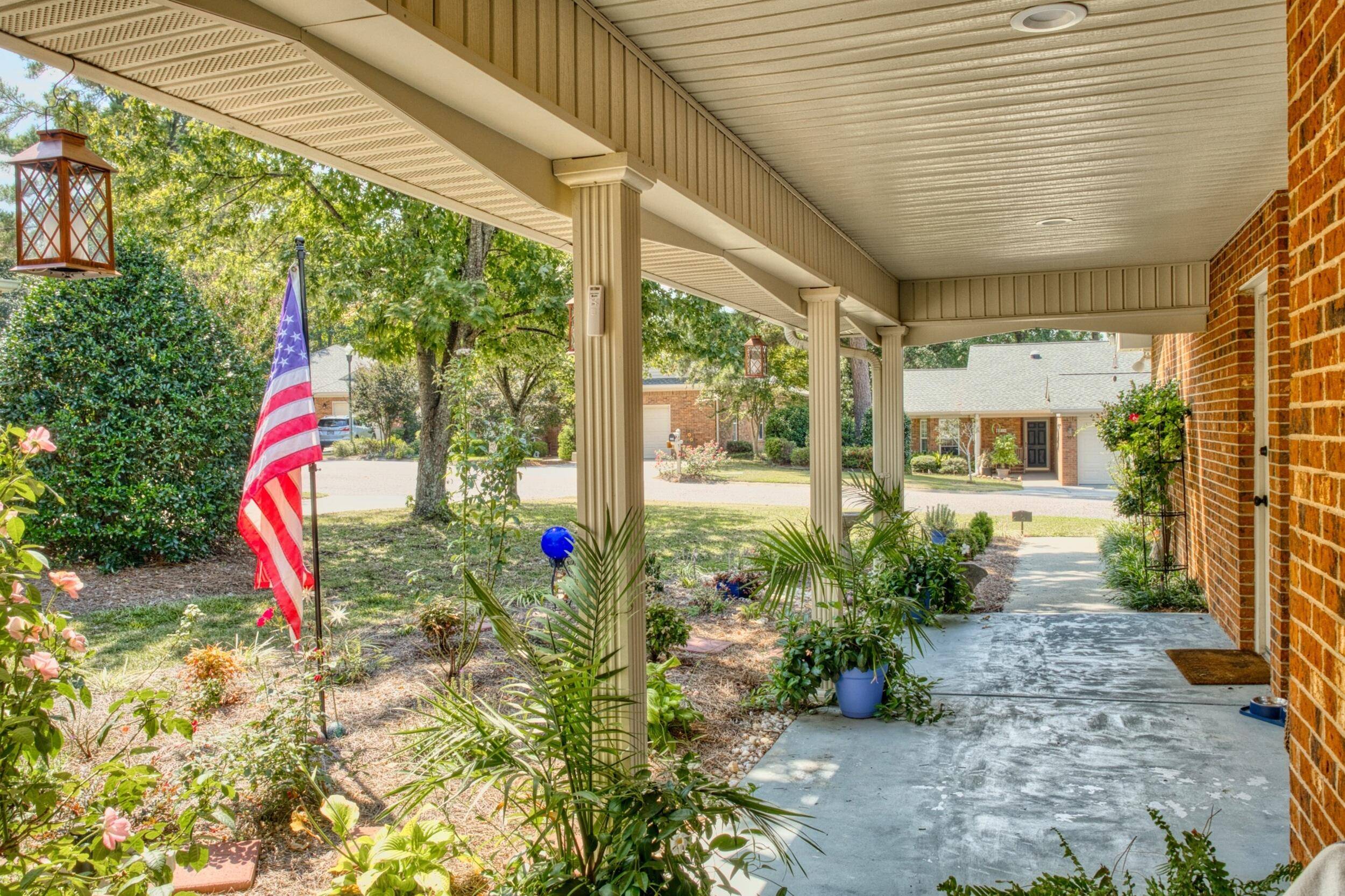 Aiken, SC 29801,504 Larchmont Place