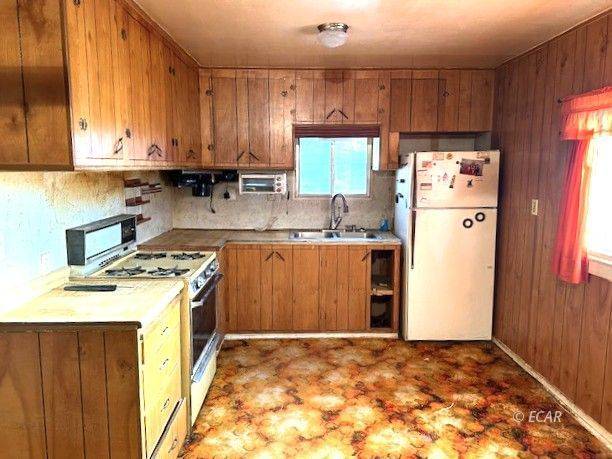 Carlin, NV 89822,107 Bush ST