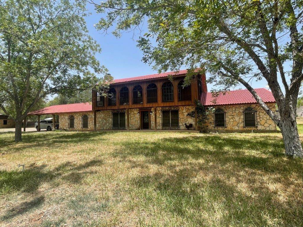 Hebbronville, TX 78361,610 W Kohler ST