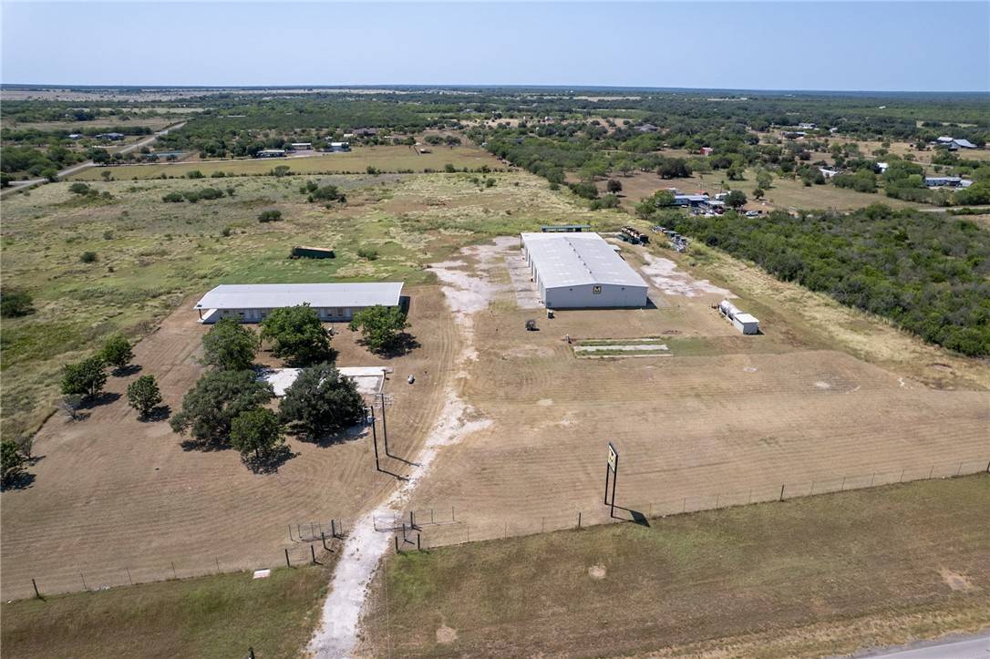 Beeville, TX 78102,4067 Highway 59 E