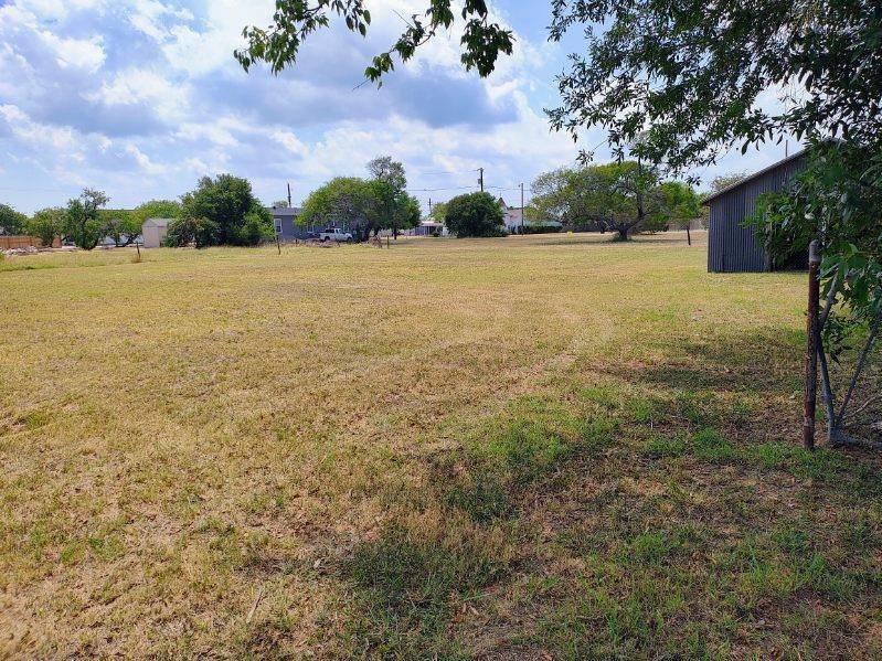 Bayside, TX 78340,513 & 515 1st ST