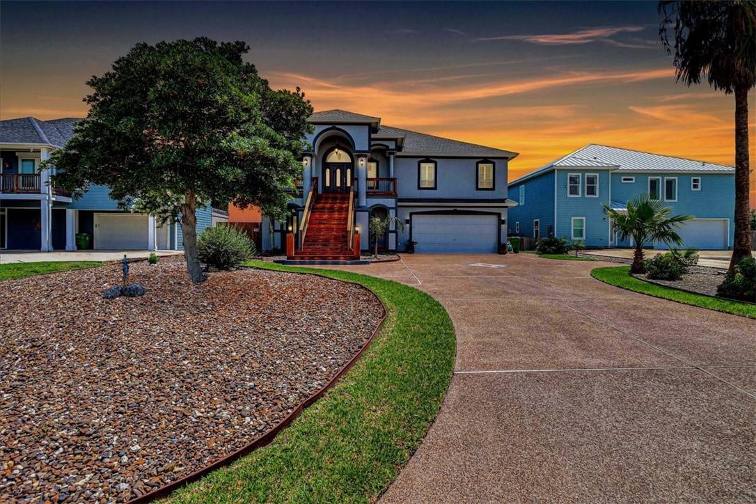 Aransas Pass, TX 78336,113 Bay CT