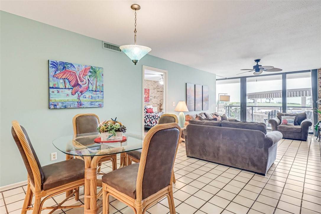 Port Aransas, TX 78373,720 Beach Access Road 1a #103