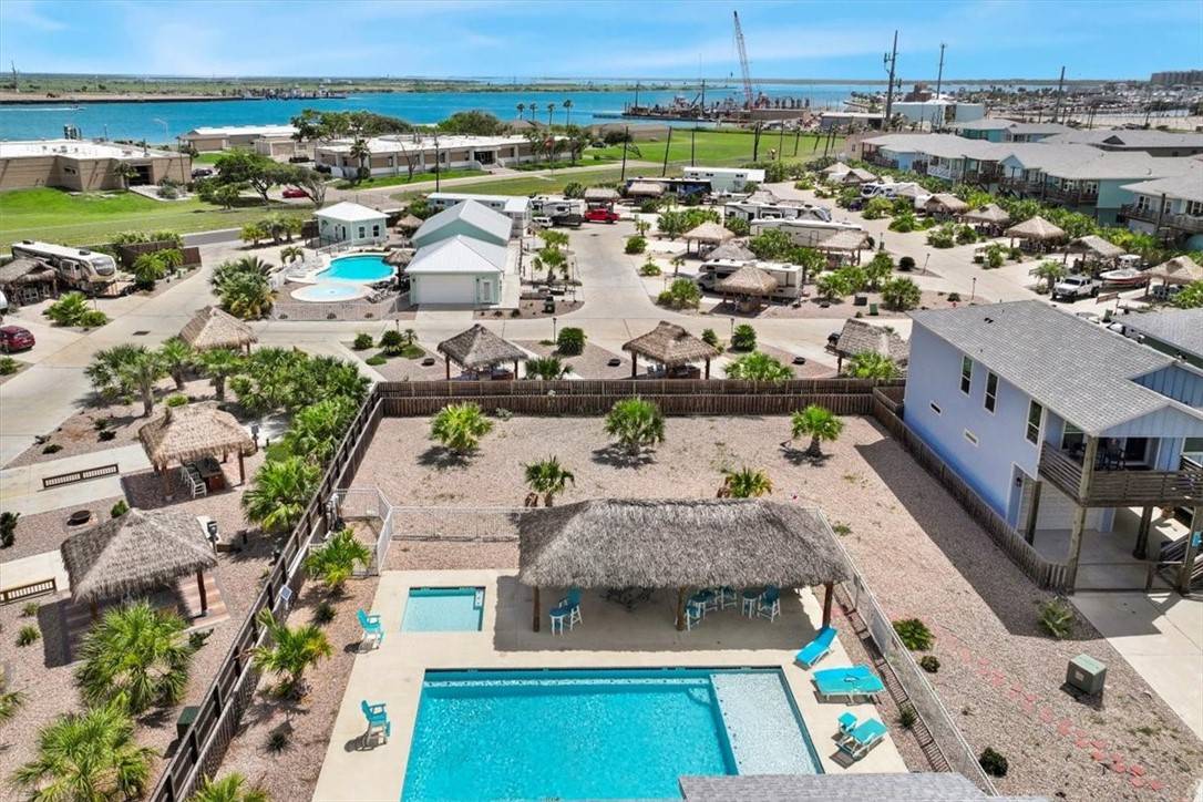 Port Aransas, TX 78373,218 Port Arthur ST