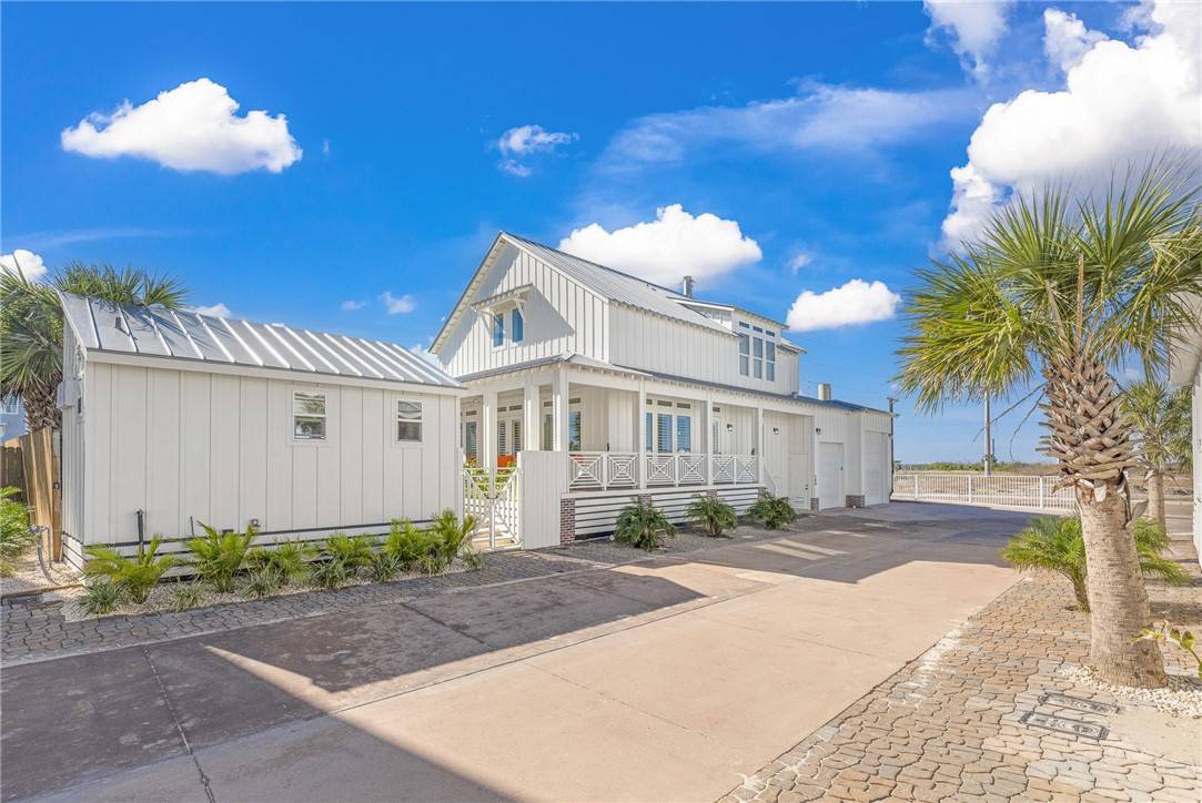 Port Aransas, TX 78373,3087 S 11th ST #700